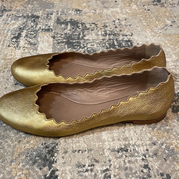 Chloe Lauren Scalloped Ballet Flats Gold - Picture 6 of 7